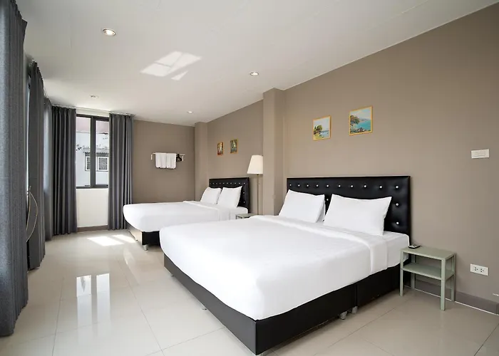 Appartement Grand 3br Townhouse In The Heart Of Bkk - Emsphere