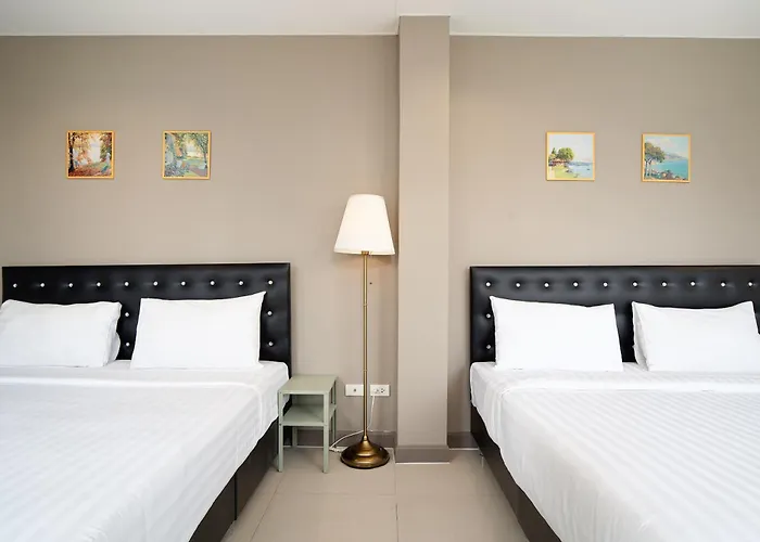 Appartement Grand 3br Townhouse In The Heart Of Bkk - Emsphere