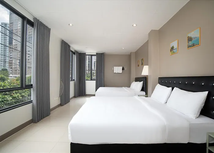Grand 3br Townhouse In The Heart Of Bkk - Emsphere Appartement