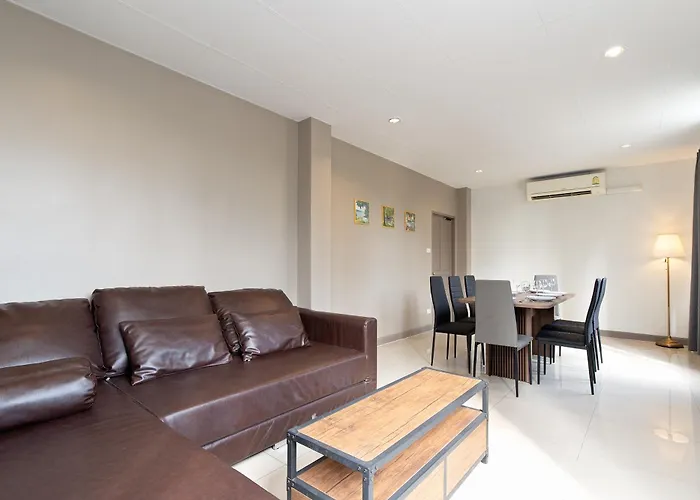 Appartement Grand 3br Townhouse In The Heart Of Bkk - Emsphere *