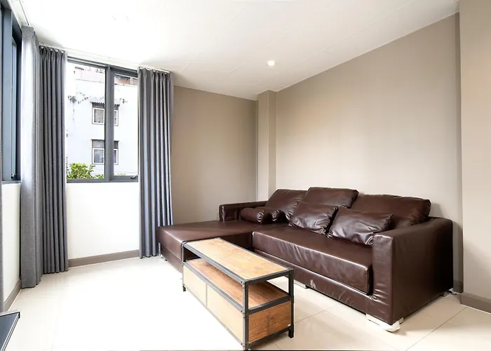 Appartement Grand 3br Townhouse In The Heart Of Bkk - Emsphere *