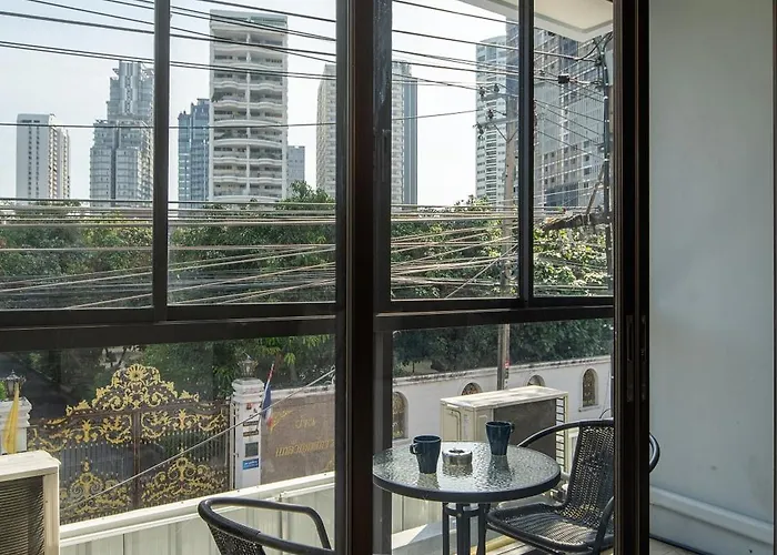 Grand 3br Townhouse In The Heart Of Bkk - Emsphere Appartement Bangkok